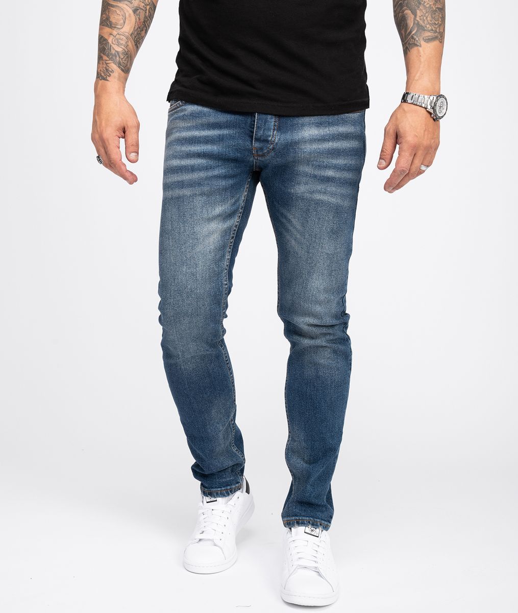 Jeans in regulärer Passform mit Used-Waschung