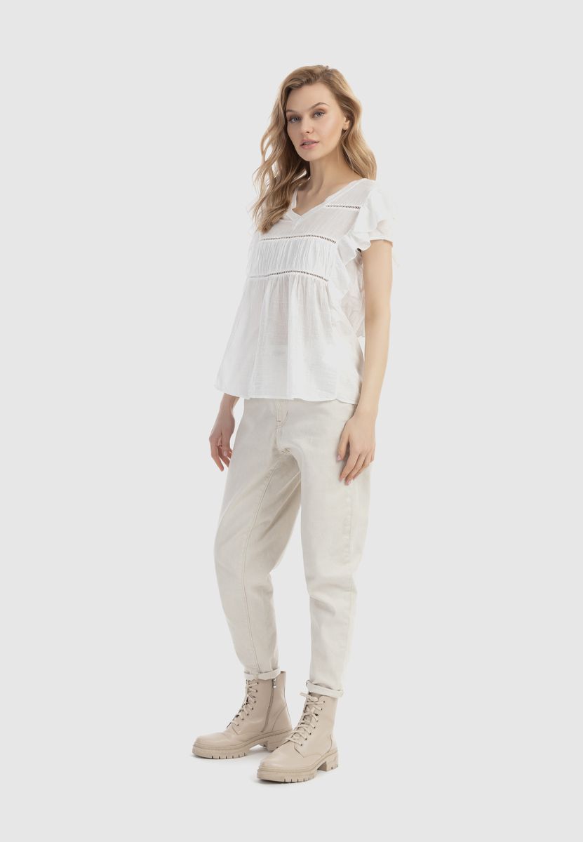 Baumwollbluse mit Rüschen und Lochstickerei