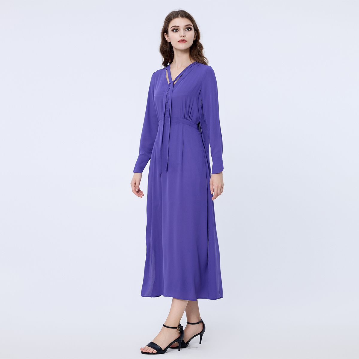 Elegantes langes Schluppen-Blusenkleid