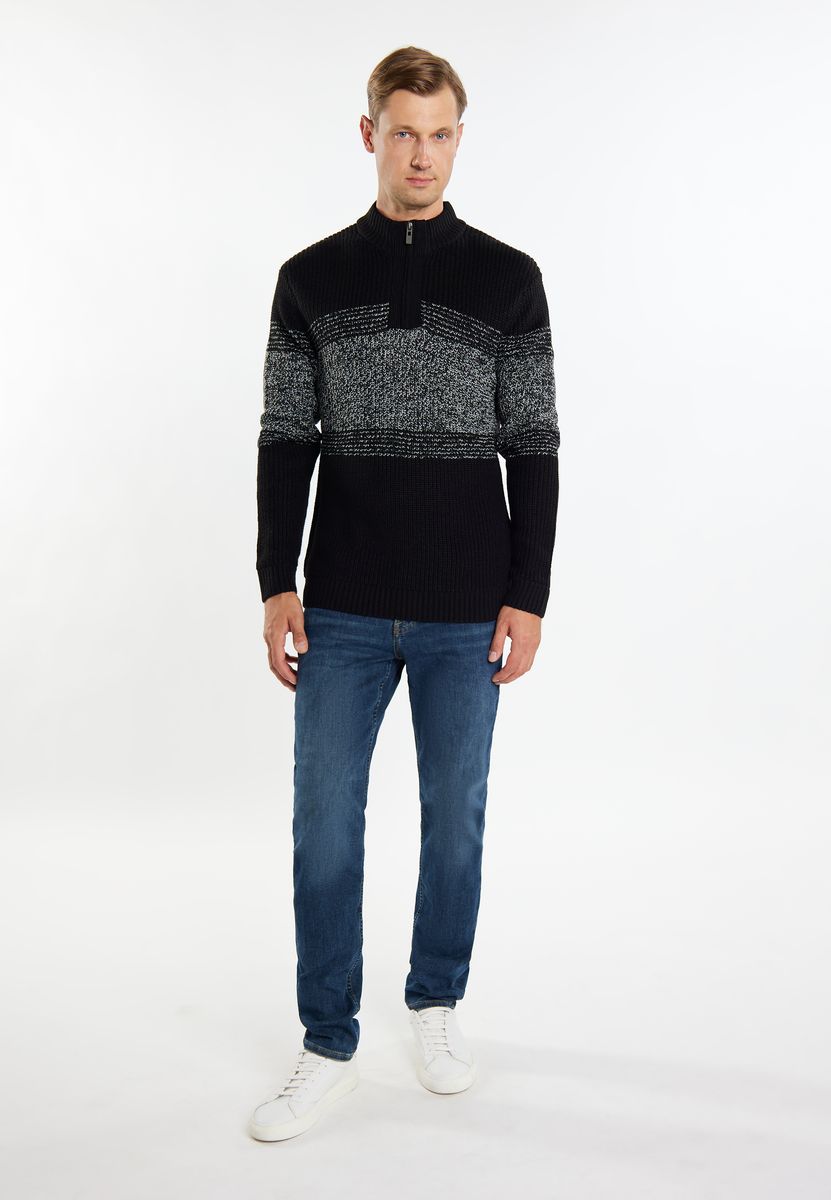 Grobstrick-Pullover mit Kontraststreifen