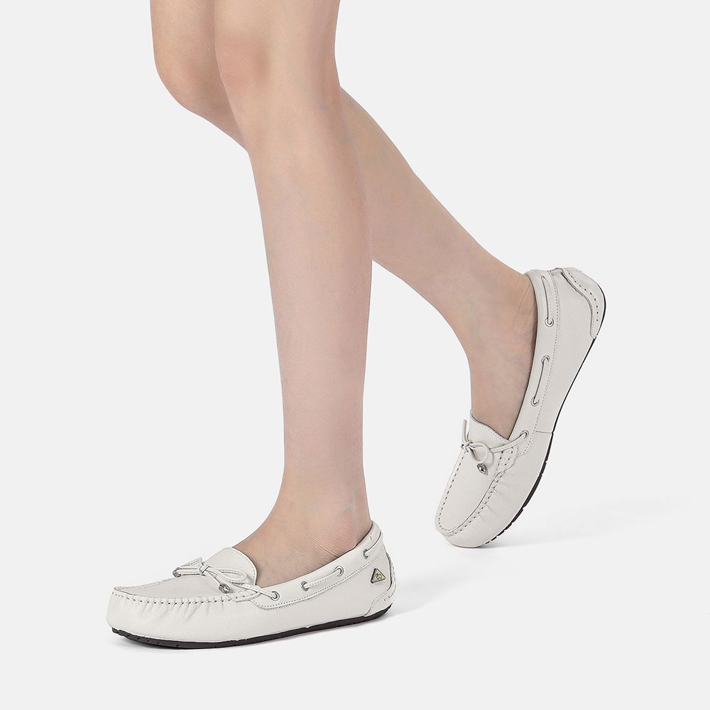 Zeitlose Leder-Mokassins Slipper