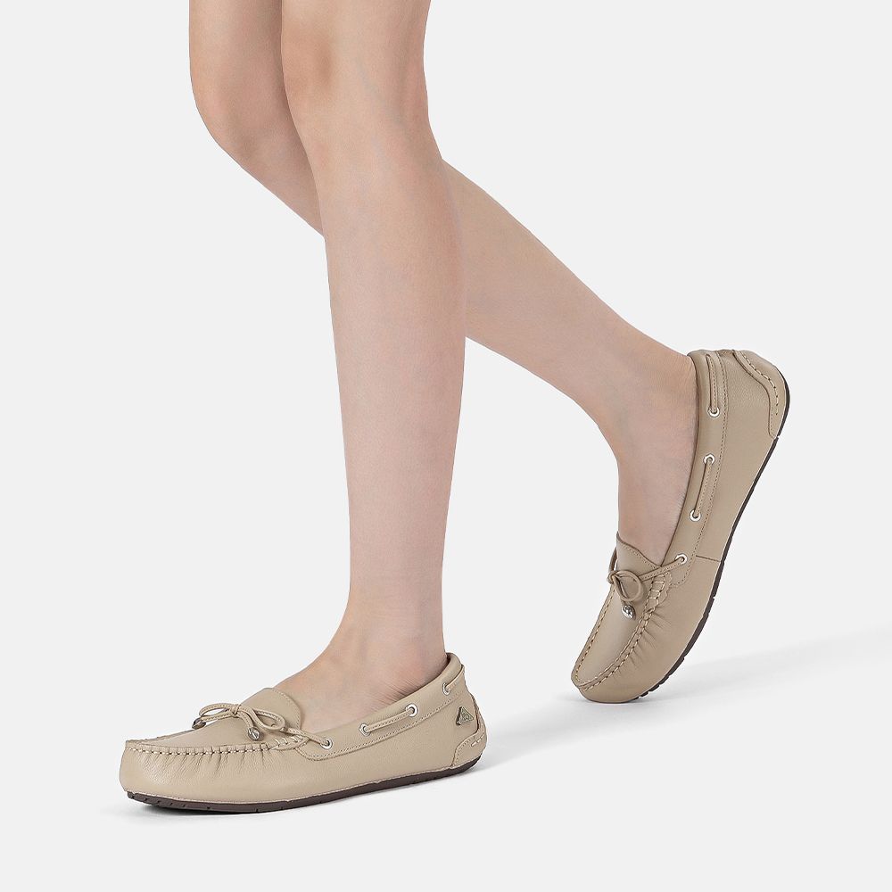 Zeitlose Leder-Mokassins Slipper