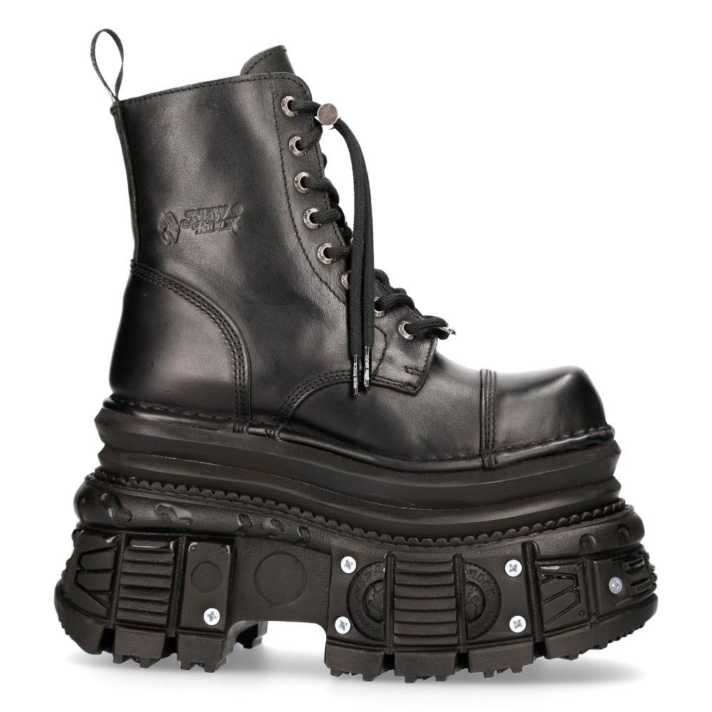 Klobige Plateau-Kampfstiefel aus Leder