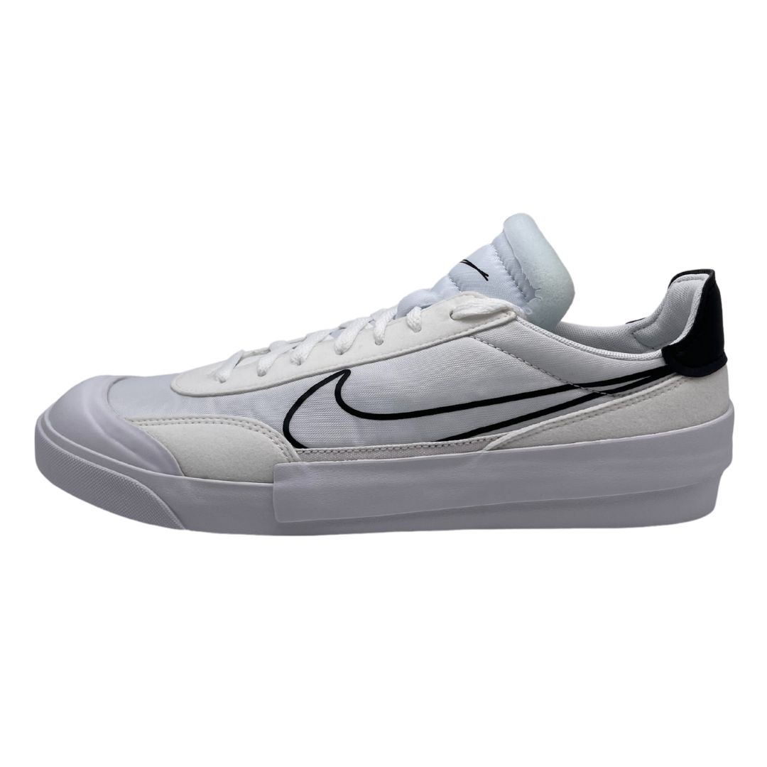 Minimalistischer Low-Top-Sneaker mit Swoosh