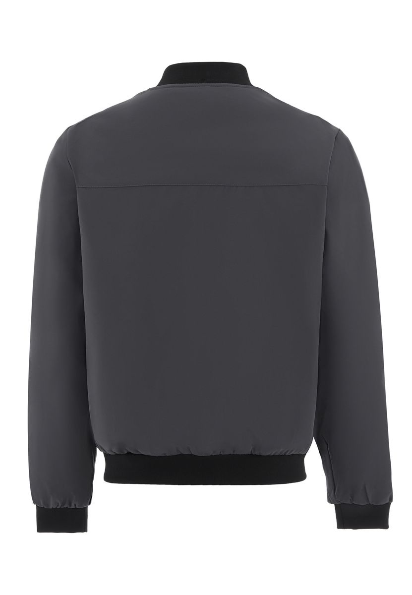 Minimalistische Leichte Bomberjacke