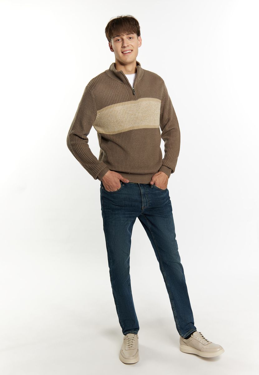 Grobstrickpullover mit Streifen und Reißverschluss