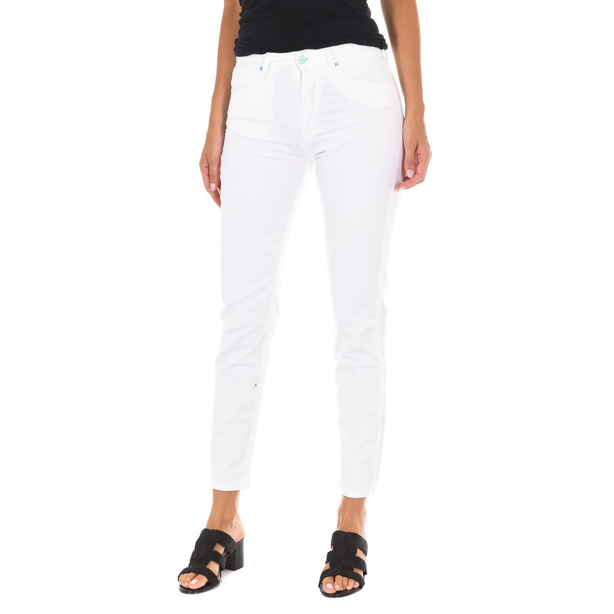 Schmal geschnittene, knöchellange weiße Jeans