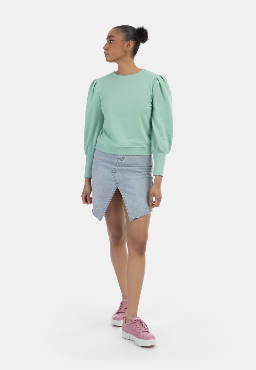 Kurzer Sweatpullover mit Puffärmeln