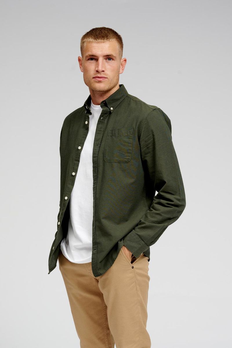 Performance Oxford Button-Down Hemd