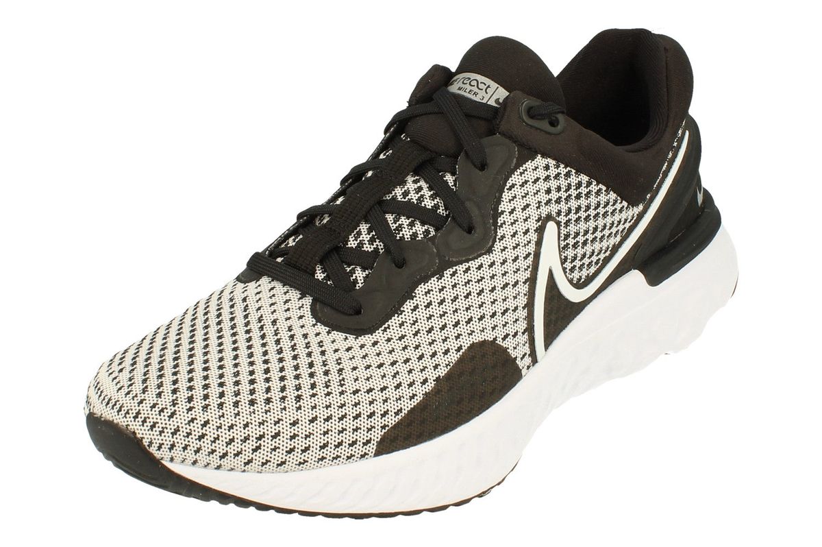 Herren Neutral Laufschuh React Miler