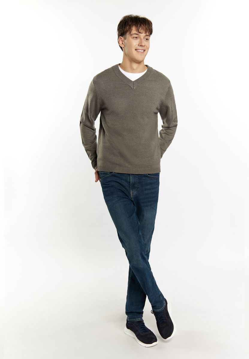 Klassischer V-Ausschnitt Slim-Fit Pullover