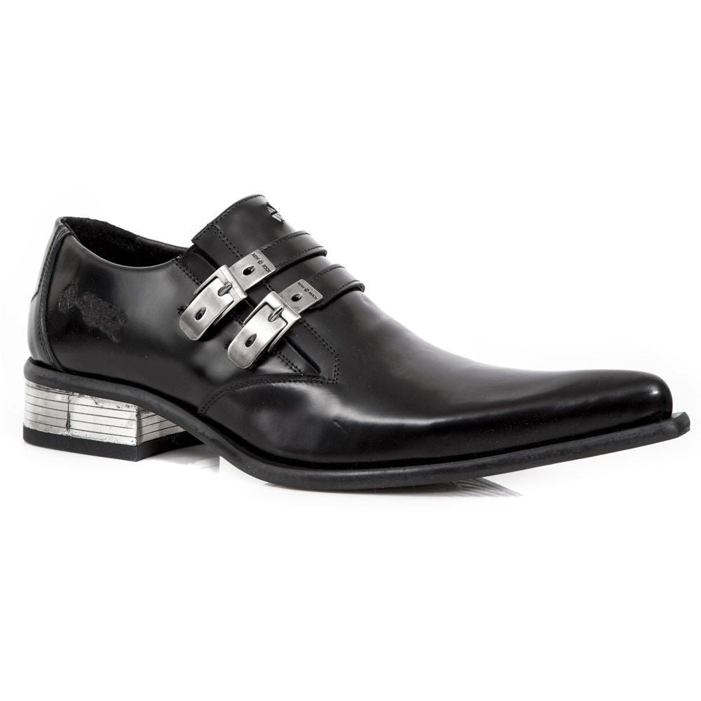 Schwarzer Lederschuh mit Schnalle