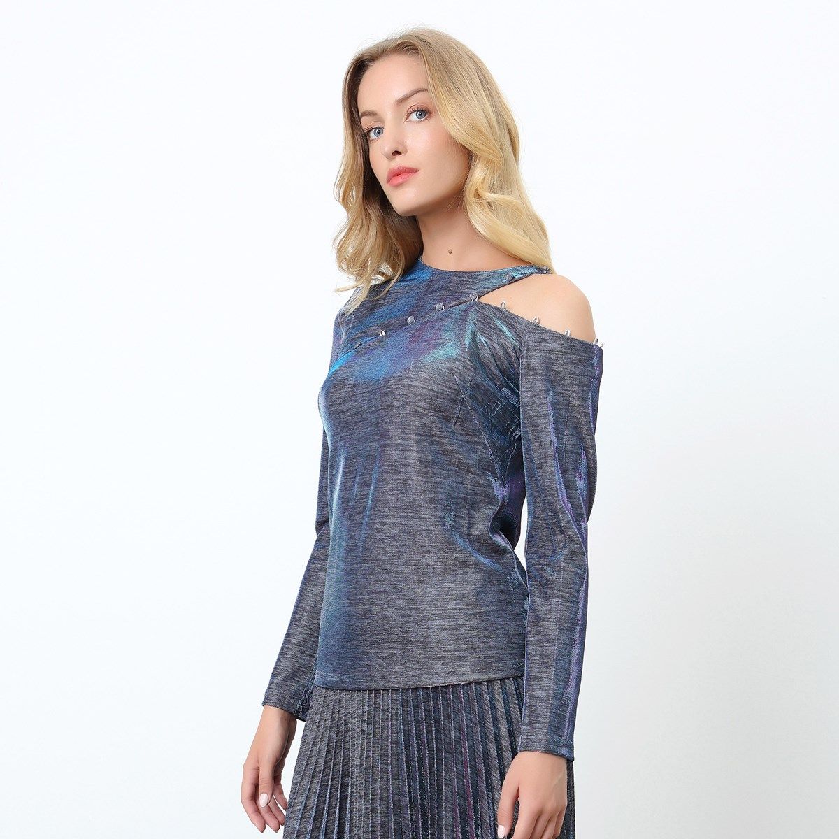 Asymmetrisches schimmerndes Off-Shoulder-Oberteil