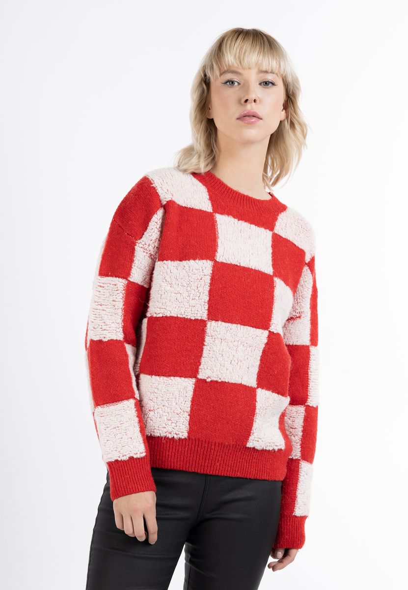 Flauschiger Strickpullover mit Karomuster