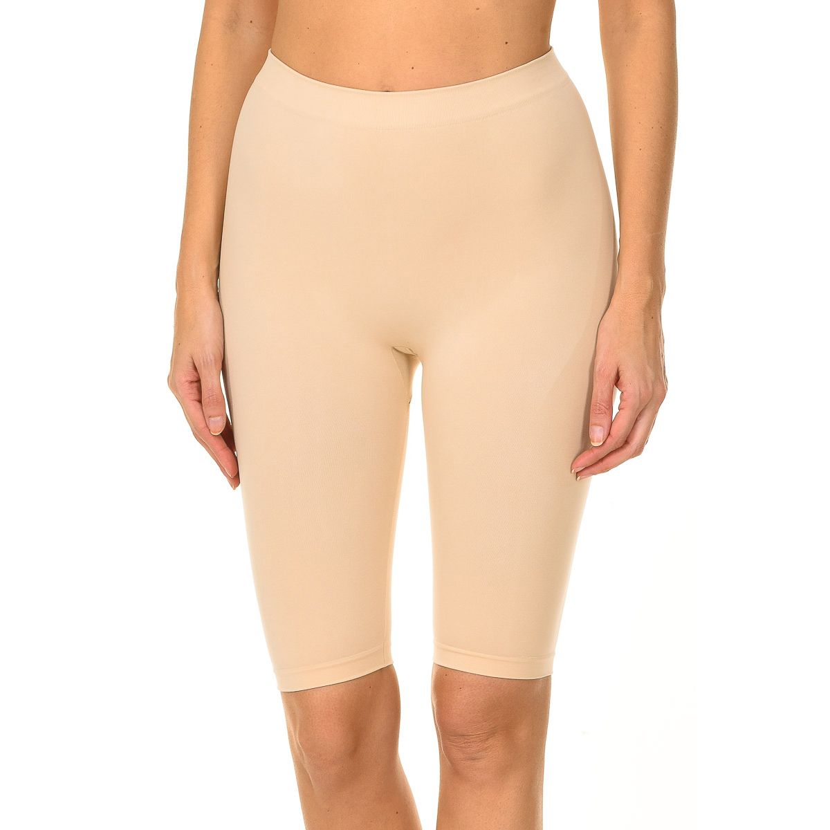 Formende, mittellange Damenshorts