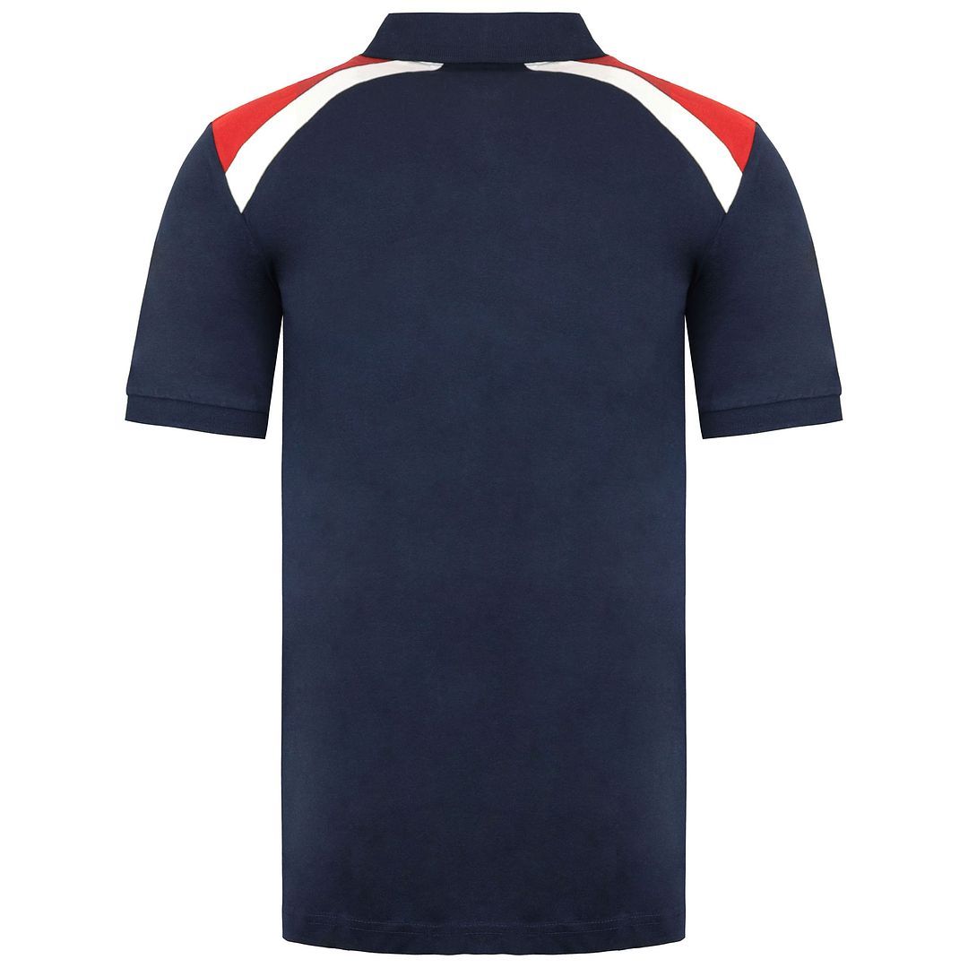 Sportliches Polo-Shirt mit Farbeinsätzen
