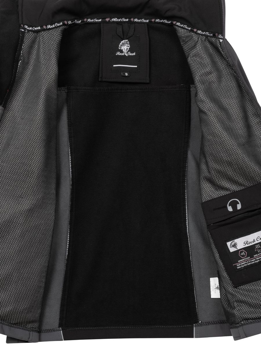 Funktionale Outdoor Softshelljacke mit Kapuze