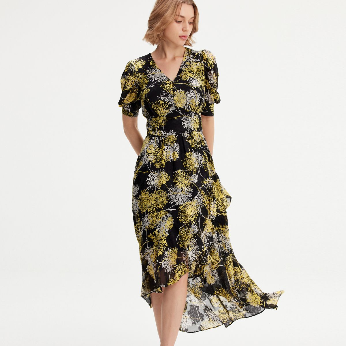 Midikleid mit Blumenprint und Volants