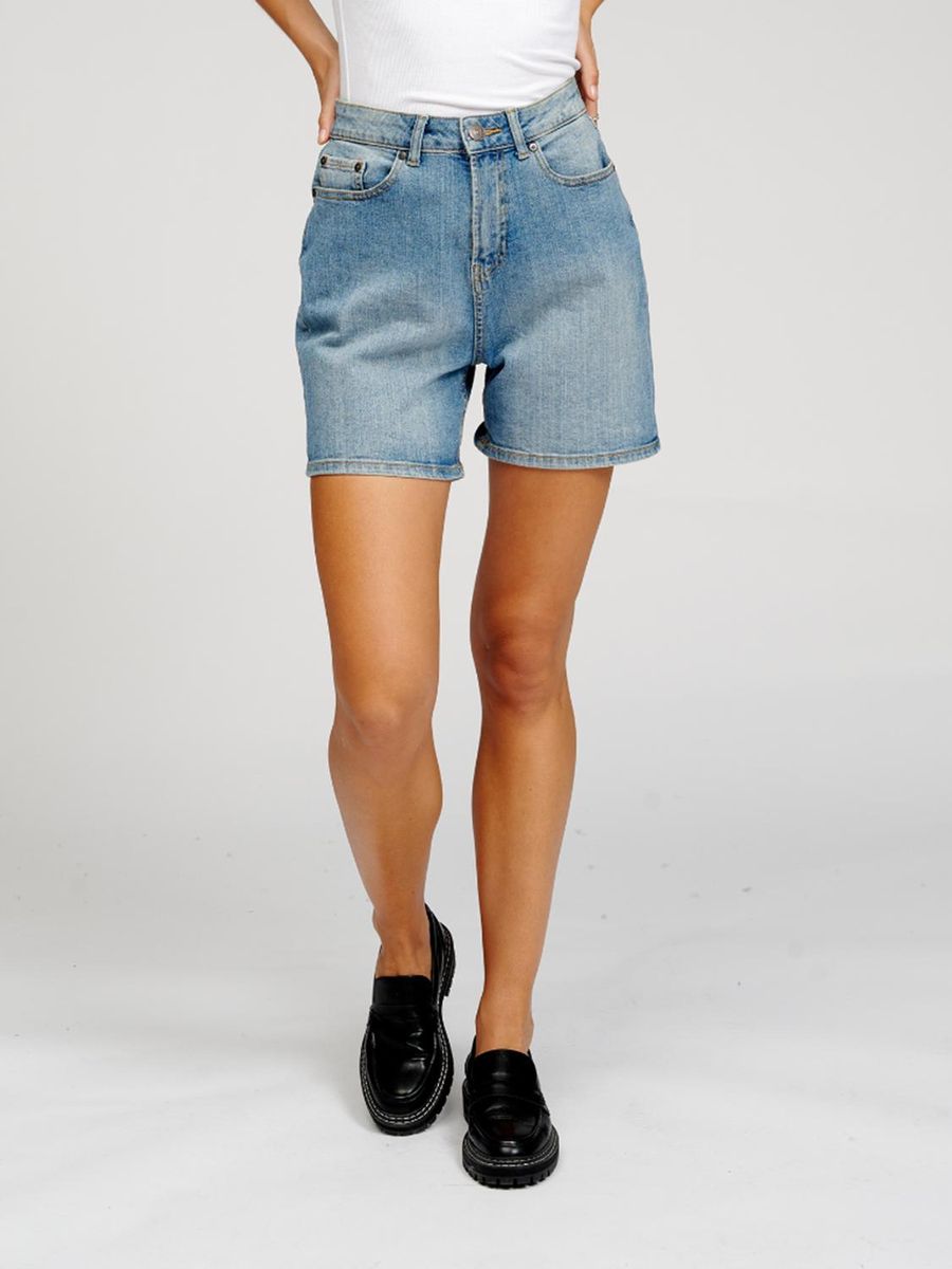 Klassische Jeansshorts