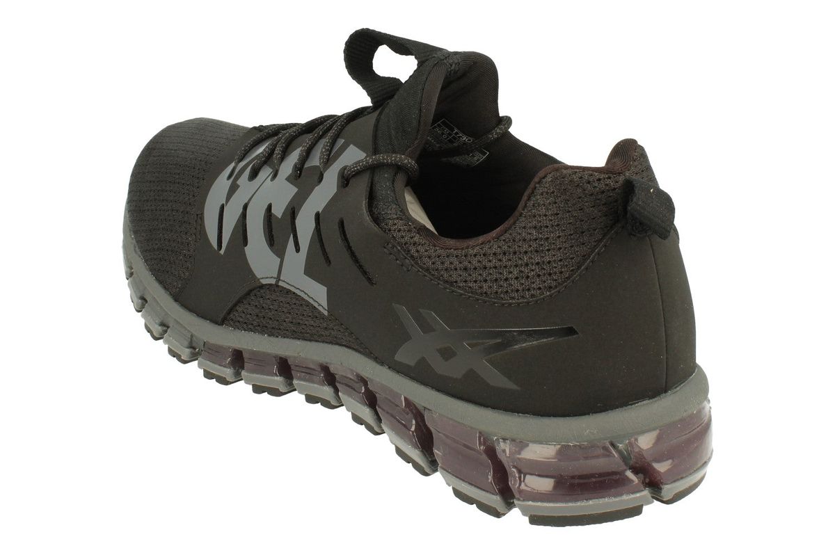 Gedämpfte Performance-Sneaker aus Mesh