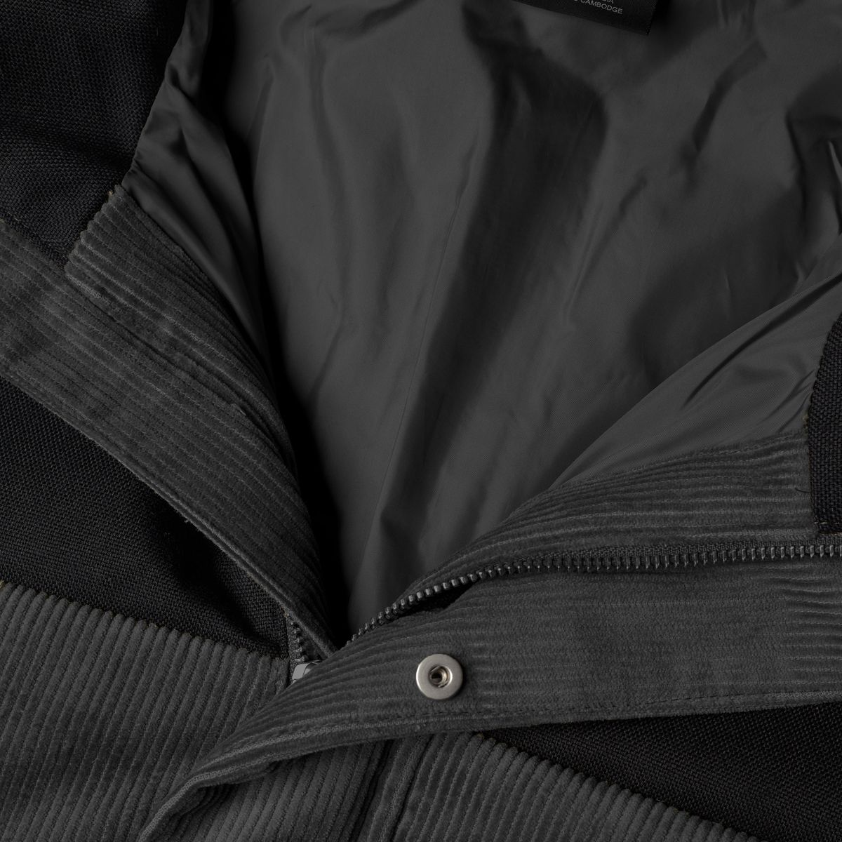 Strukturierte Cord-Pufferjacke