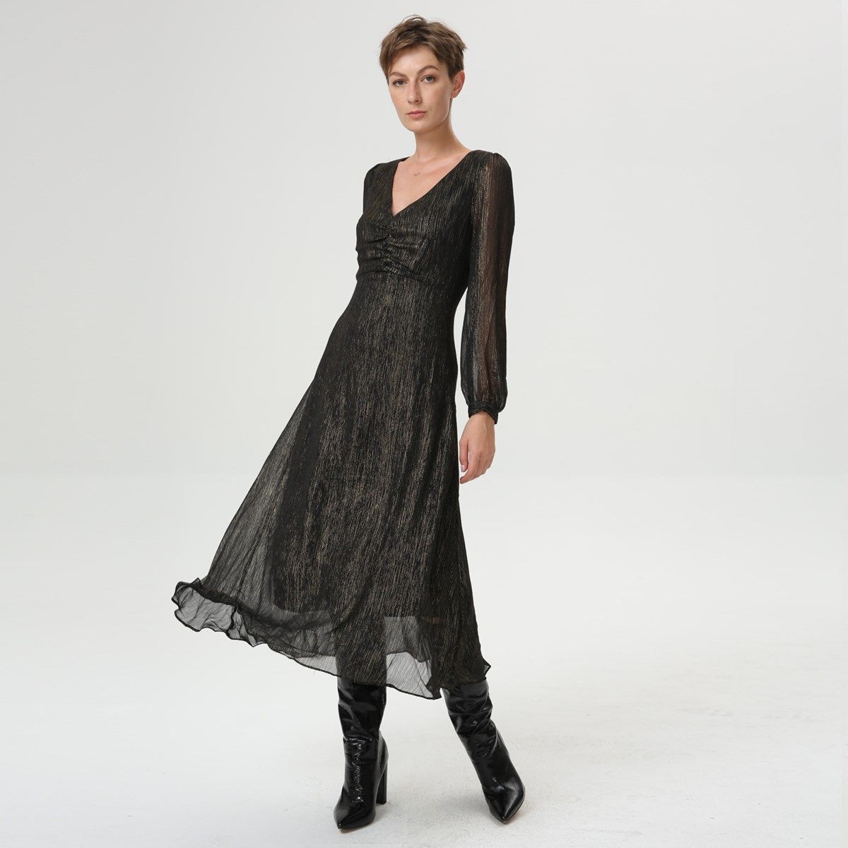 Midikleid mit Glitzer-Effekt und V-Ausschnitt