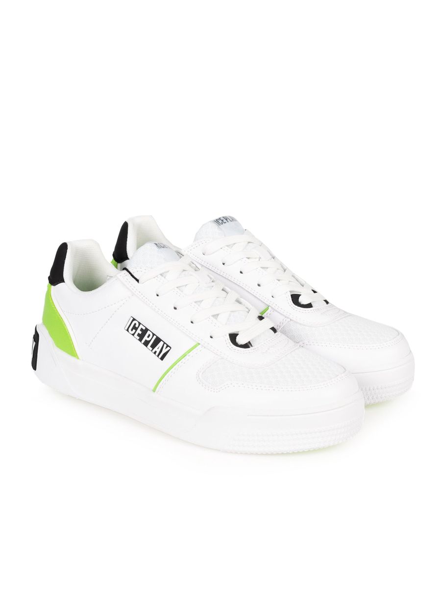 Klassische Leder-Sneaker zum Schnüren