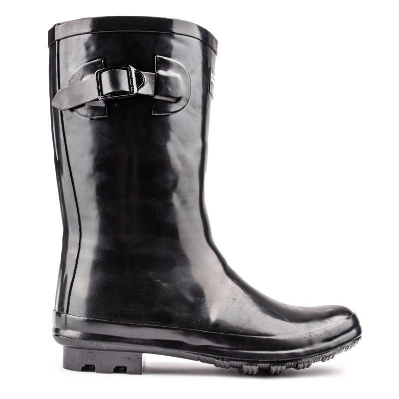 Kurze glänzende Gummistiefel
