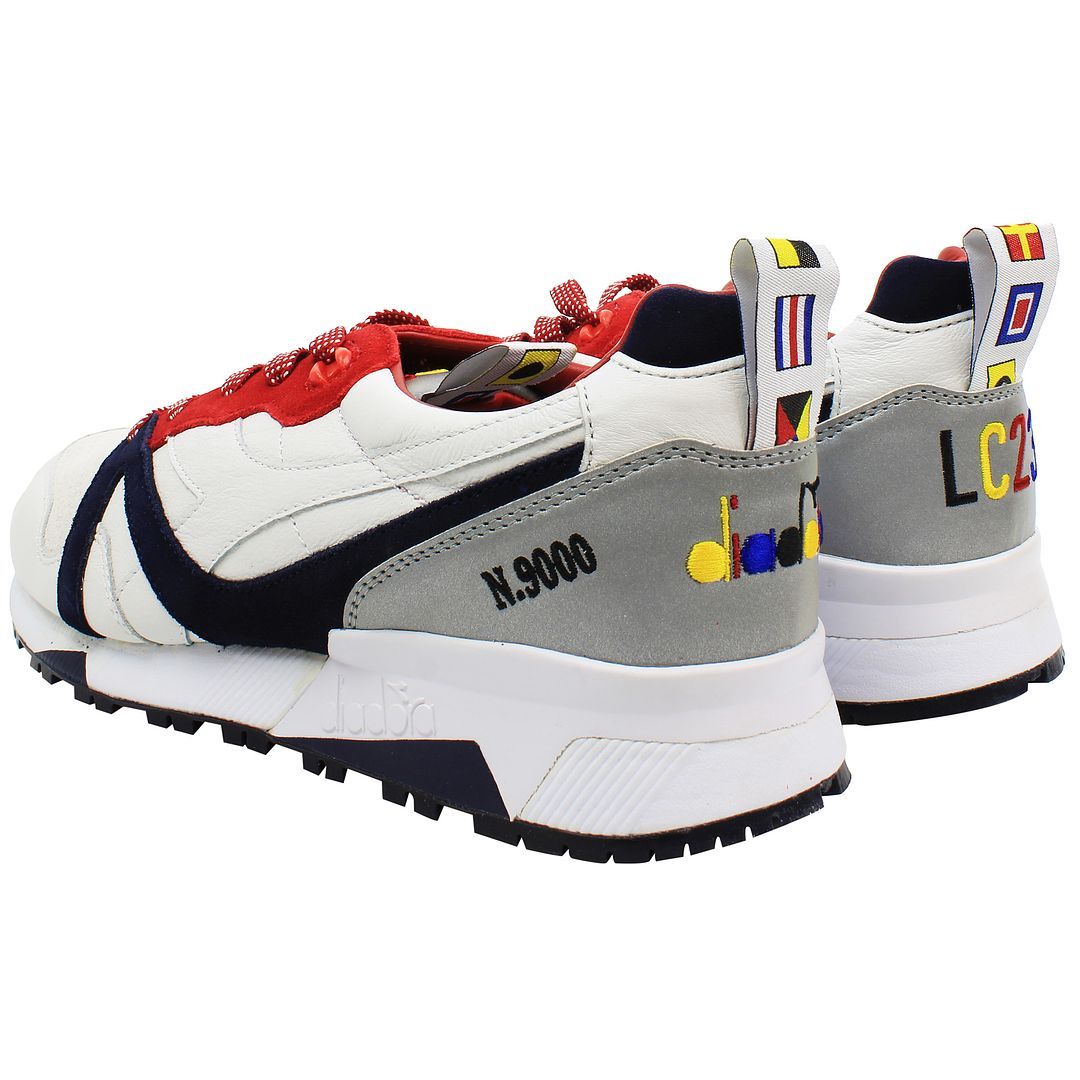 Vom Segeln inspirierte N9000 Sneaker