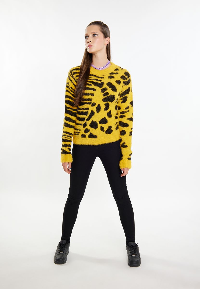 Auffälliger Pullover mit Tiermustermix