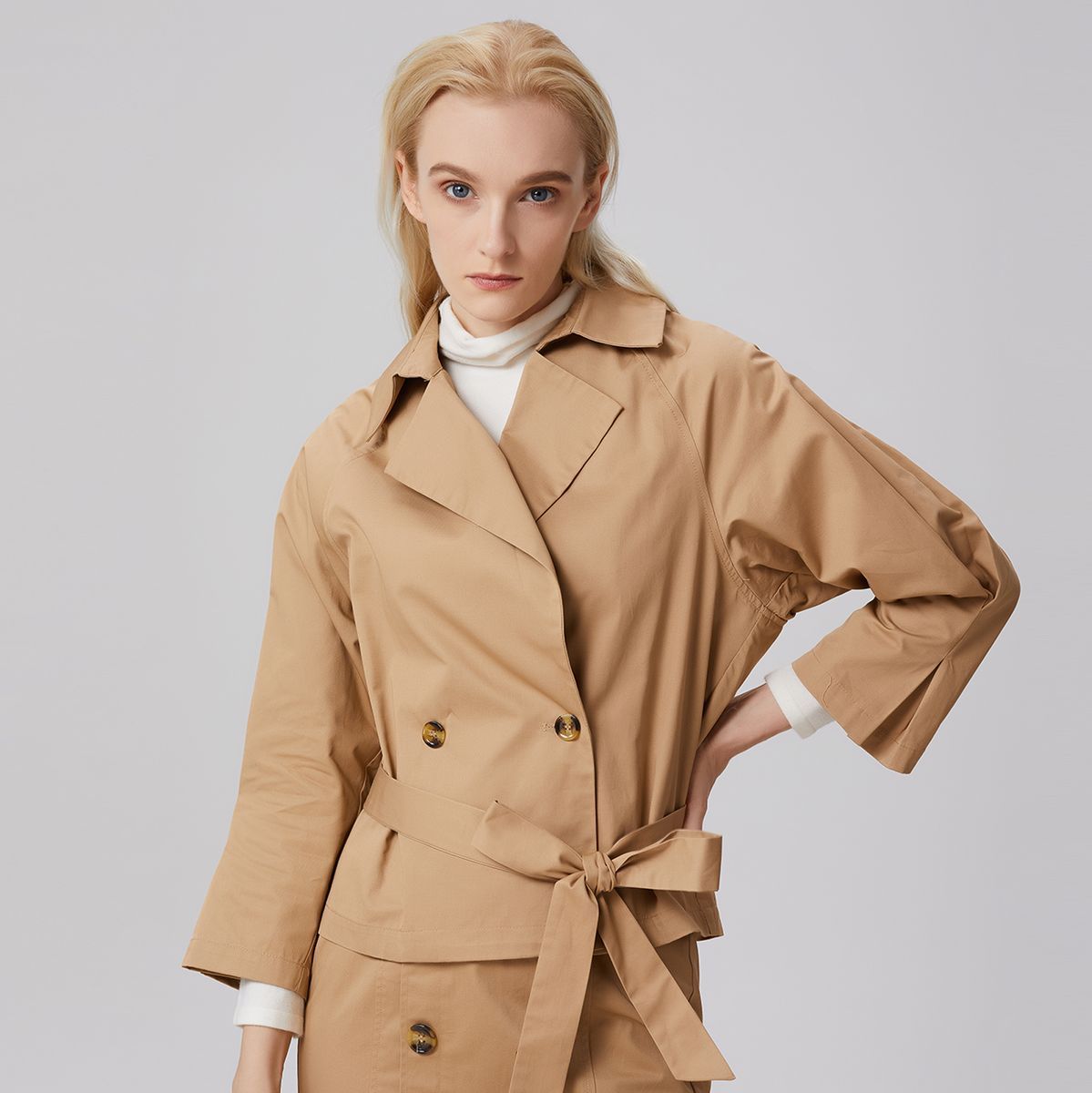 Zweireihiger Baumwoll-Trenchcoat