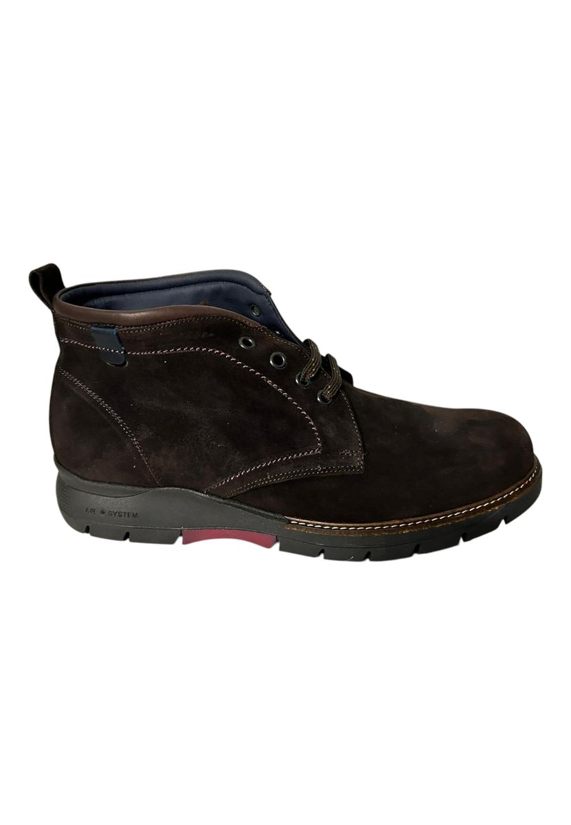 Knöchelhoher Chukka-Stiefel aus Wildleder