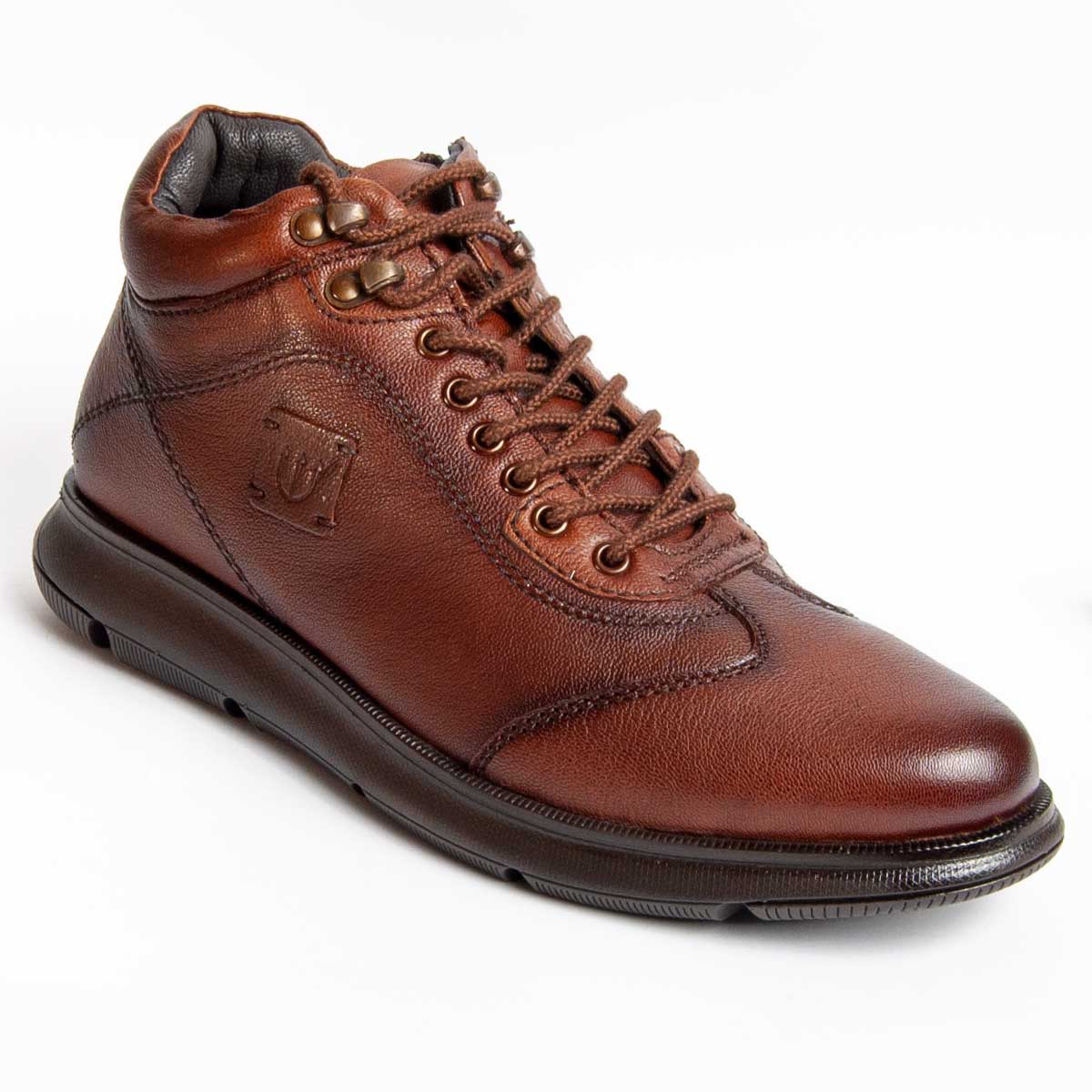 Robuste Lederstiefel zum Schnüren