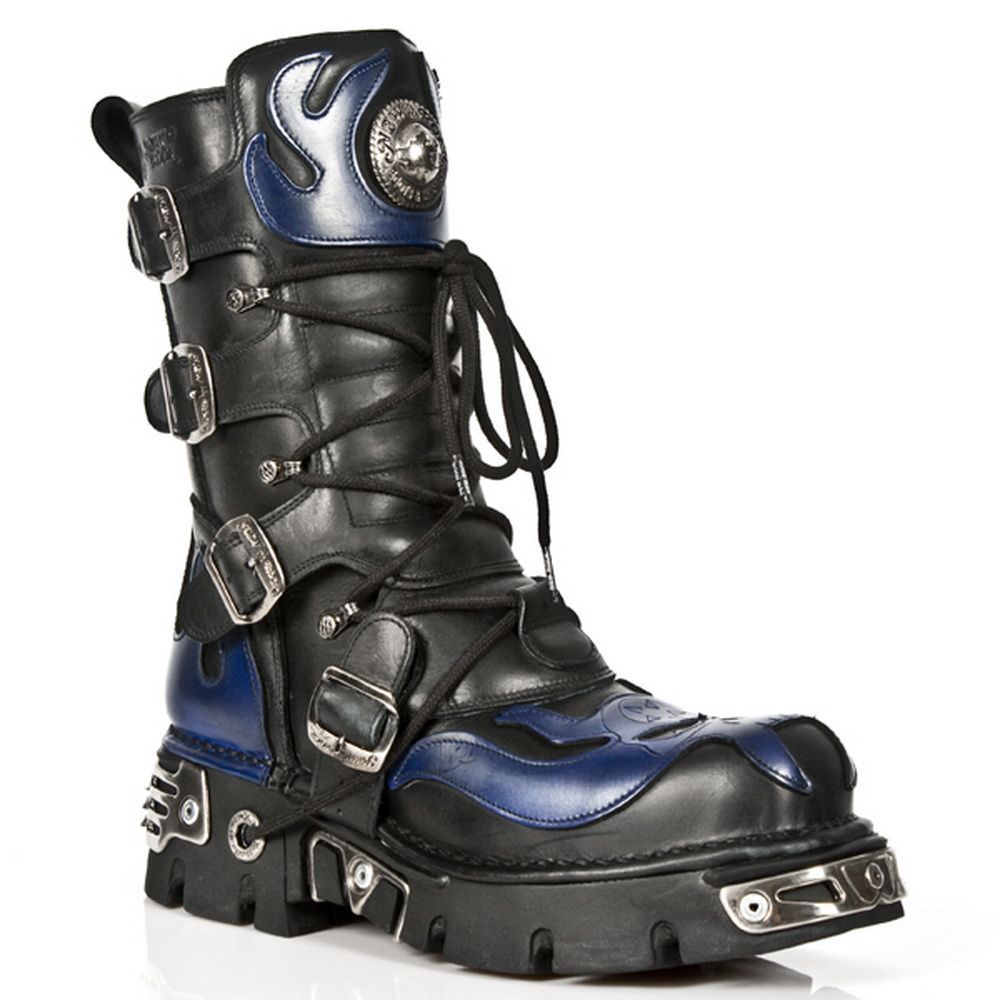 Schwarz-blaue Gothic-Stiefel mit Totenkopf