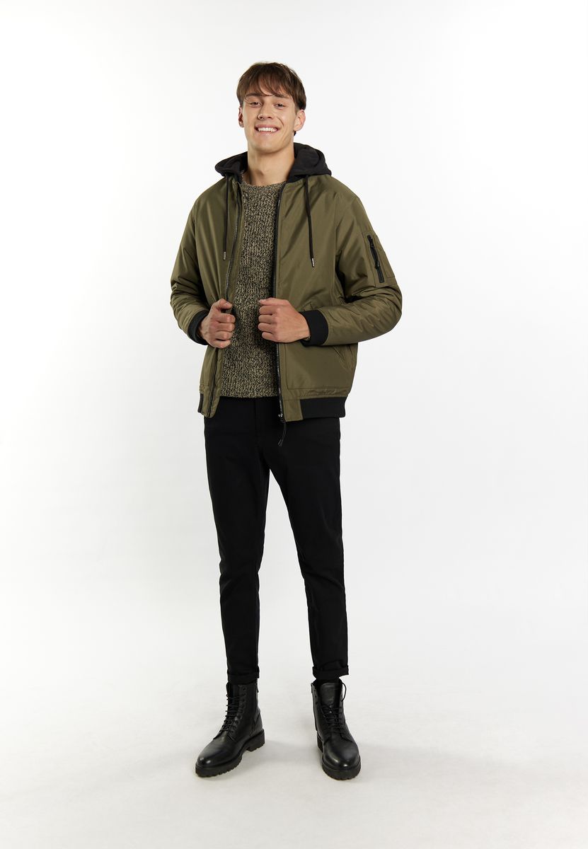 Lässige Bomberjacke mit Kapuze