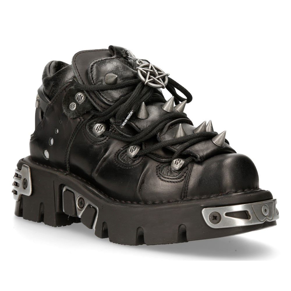 Leder-Plateau-Stiefeletten mit Spikes