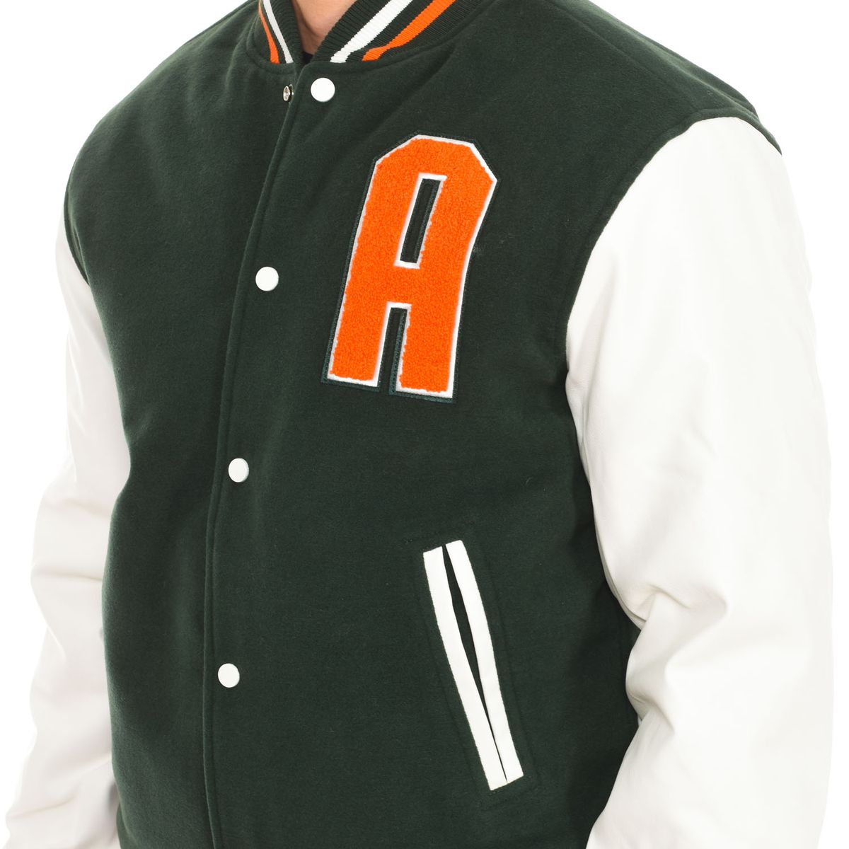 Collegejacke im Varsity-Stil