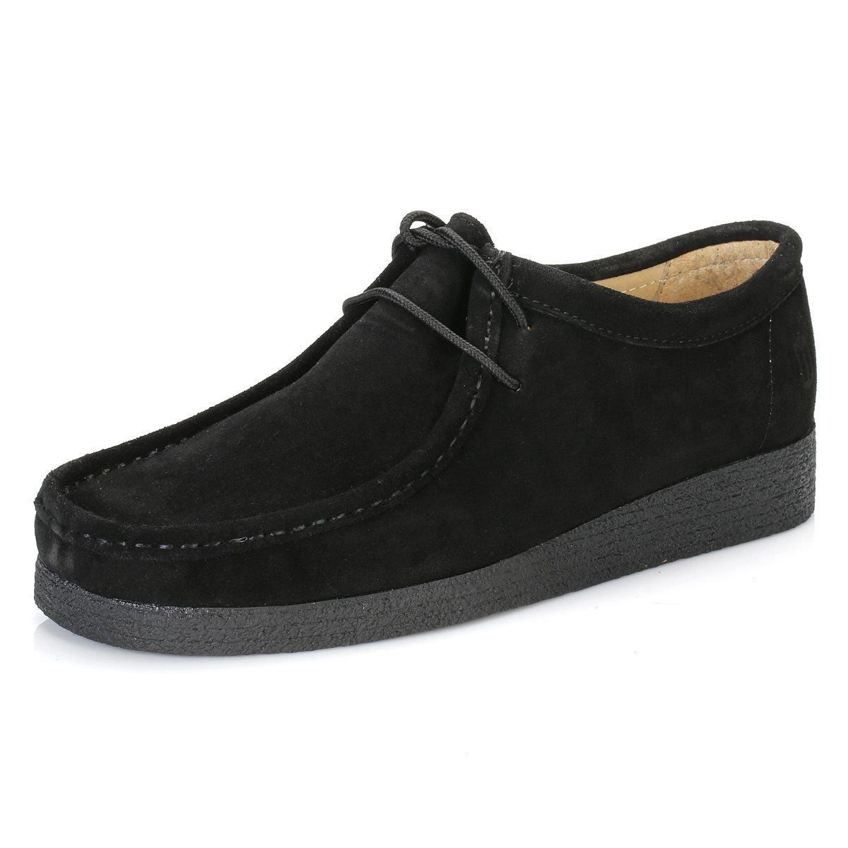 Klassische Mokassin-inspirierte Wildlederschuhe