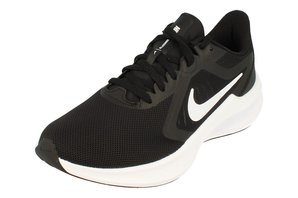 Vielseitiger Laufschuh, Alltags-Trainer