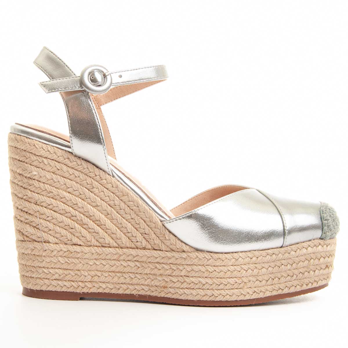 Metallic-Plateau-Keilsandaletten