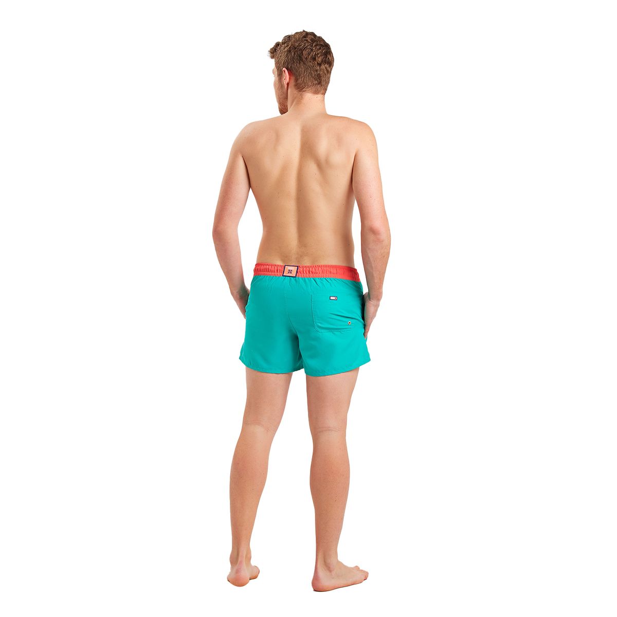 Kurze Badeshorts im Boxer-Stil