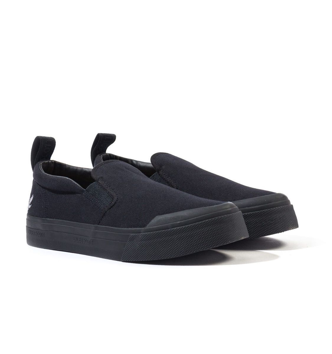 Klassische Segeltuch-Slip-On-Sneakers