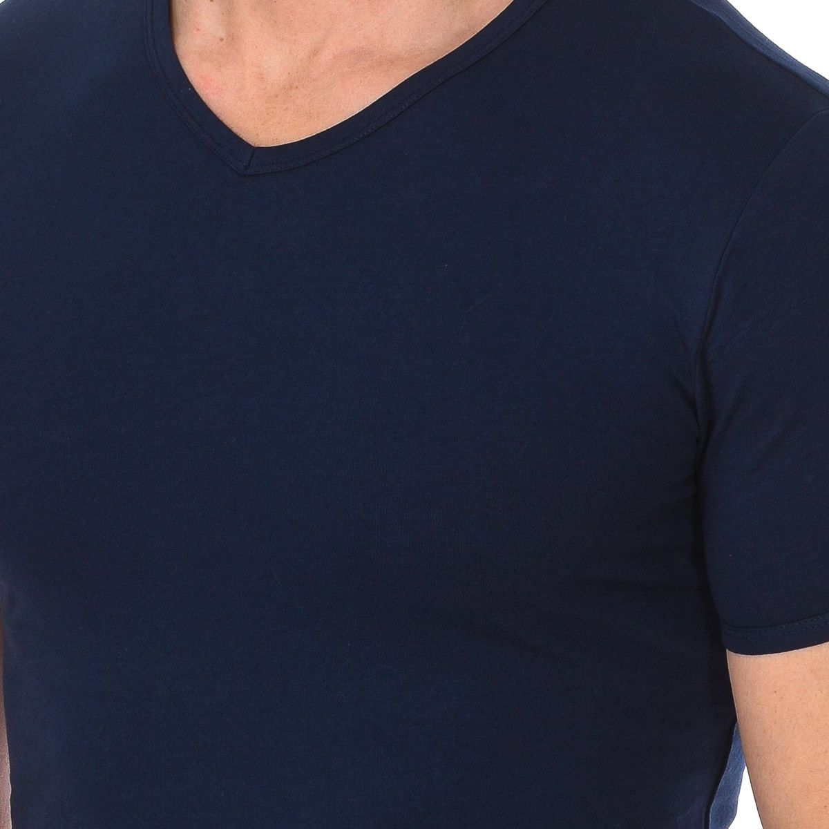 Essentials Kurzarm-T-Shirt mit V-Ausschnitt