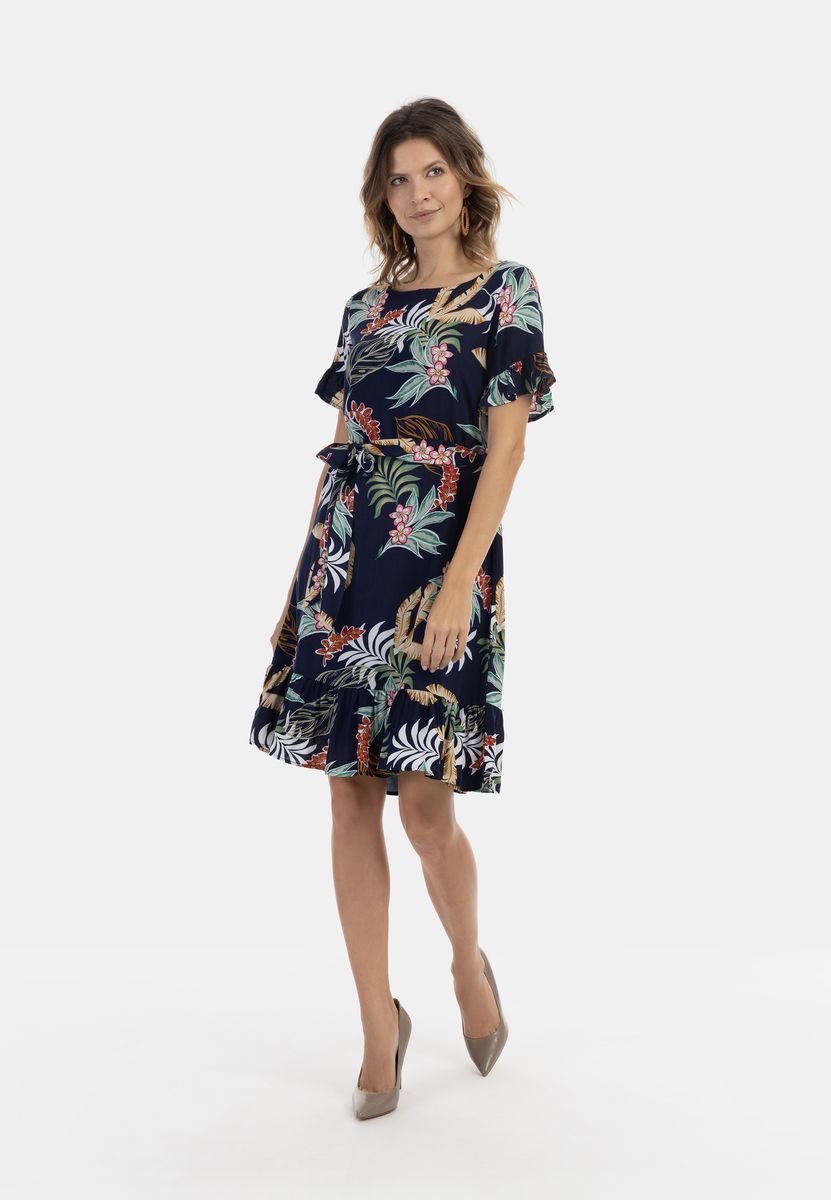 robe usha nowles