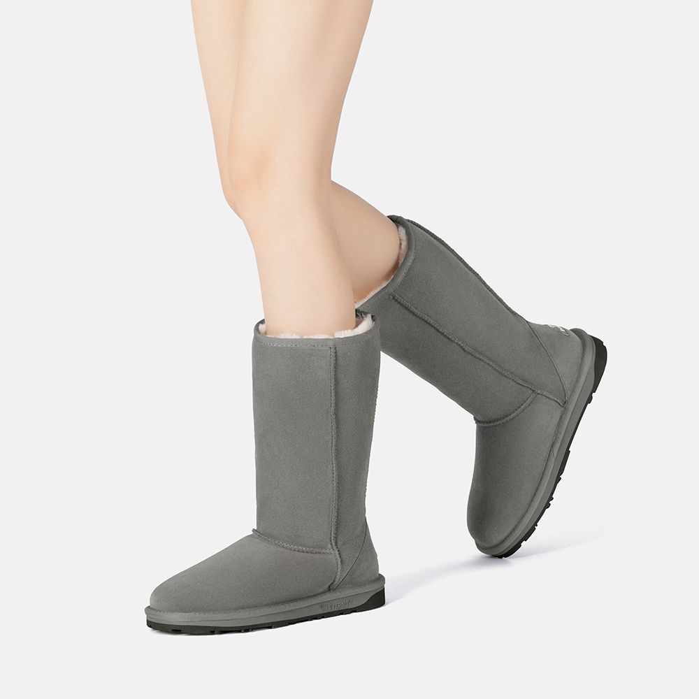 Klassische hohe Lammfell-Winterstiefel