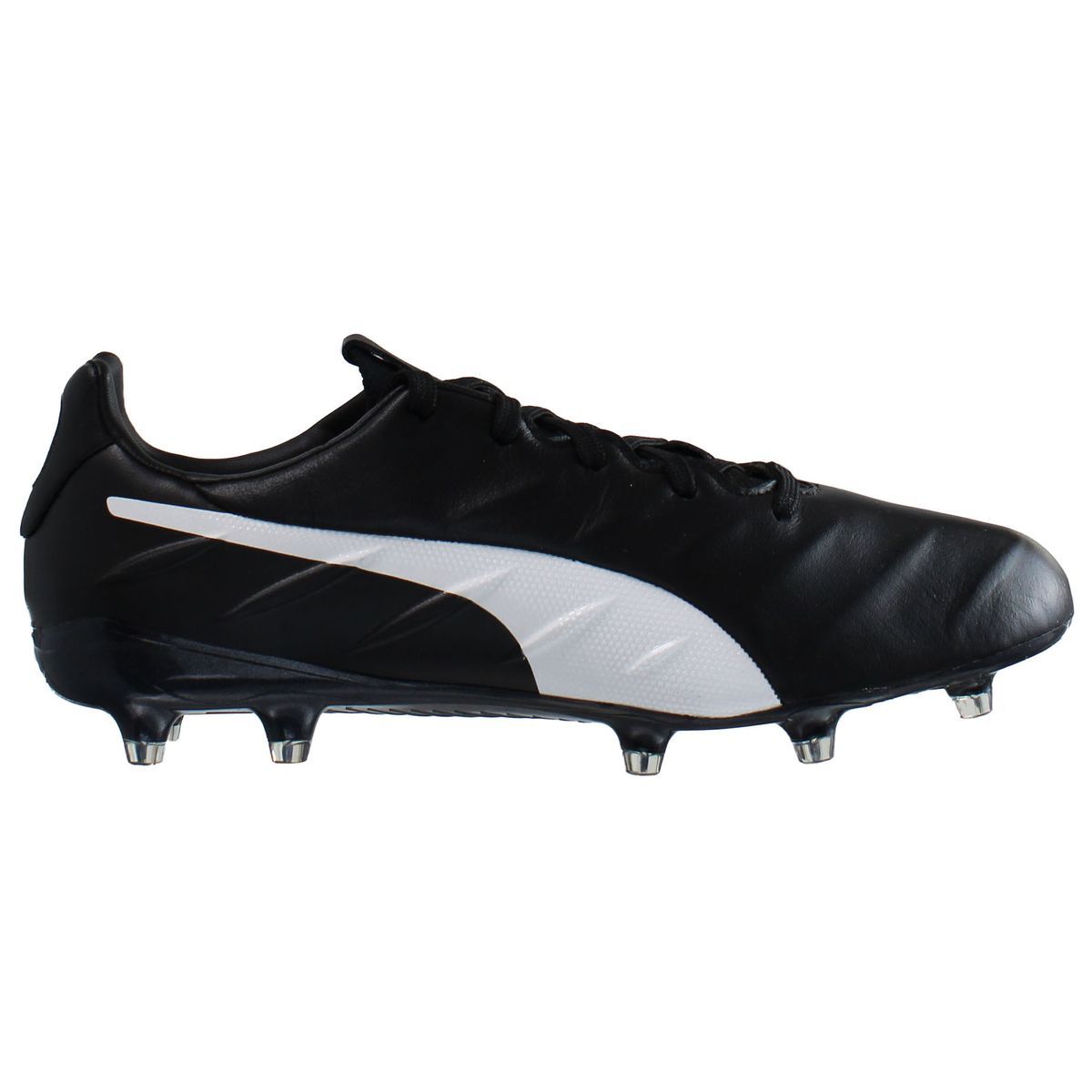 Klassischer Leder-Fußballschuh für festen Boden