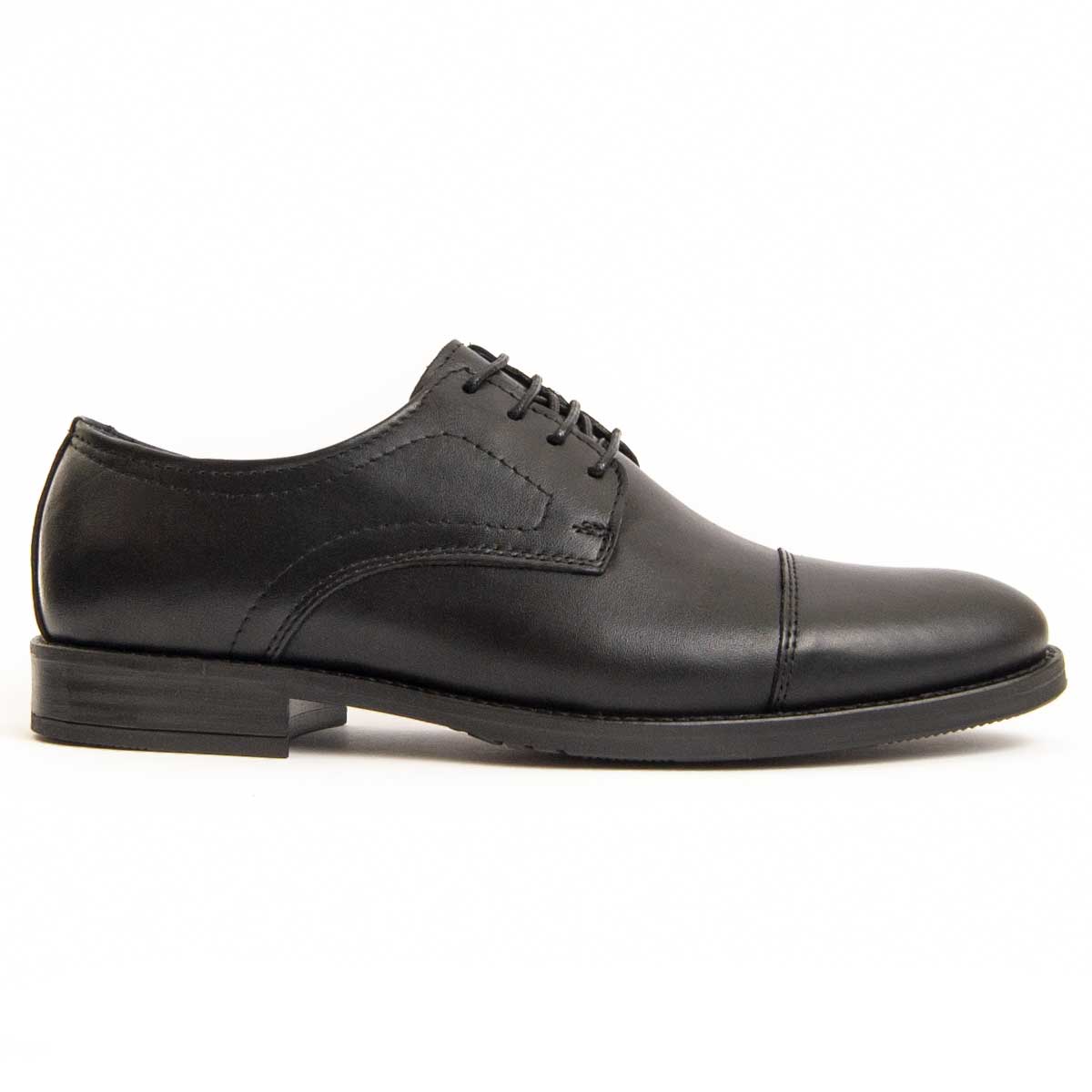 Klassische Oxford-Schuhe mit Lederkappe