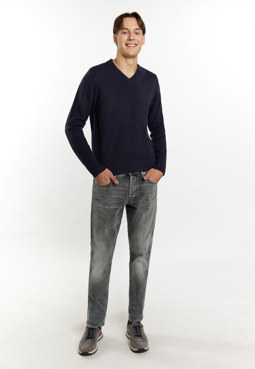 Slim-Fit V-Ausschnitt Strickpullover