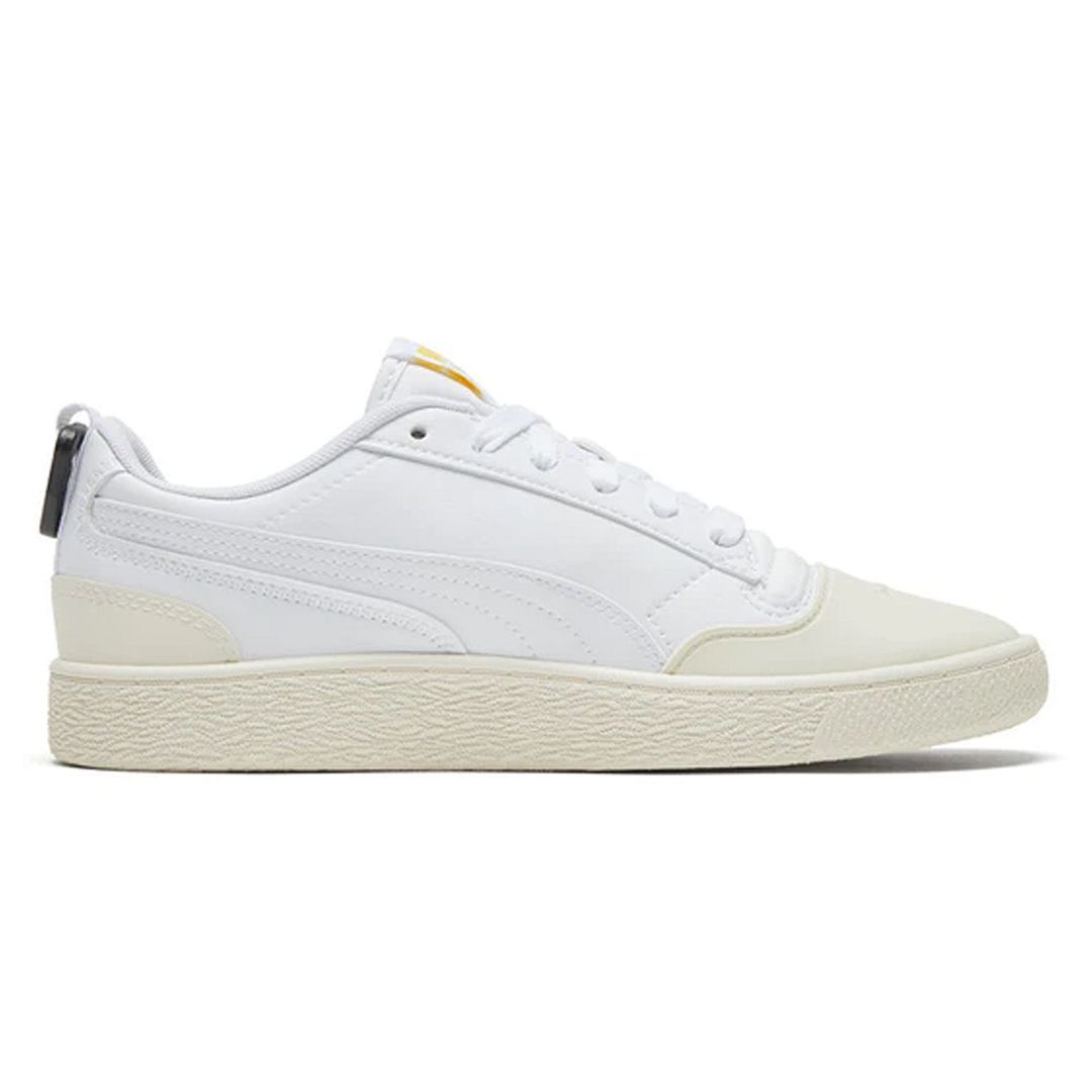 Retro-inspirierter Low-Profile Court Sneaker