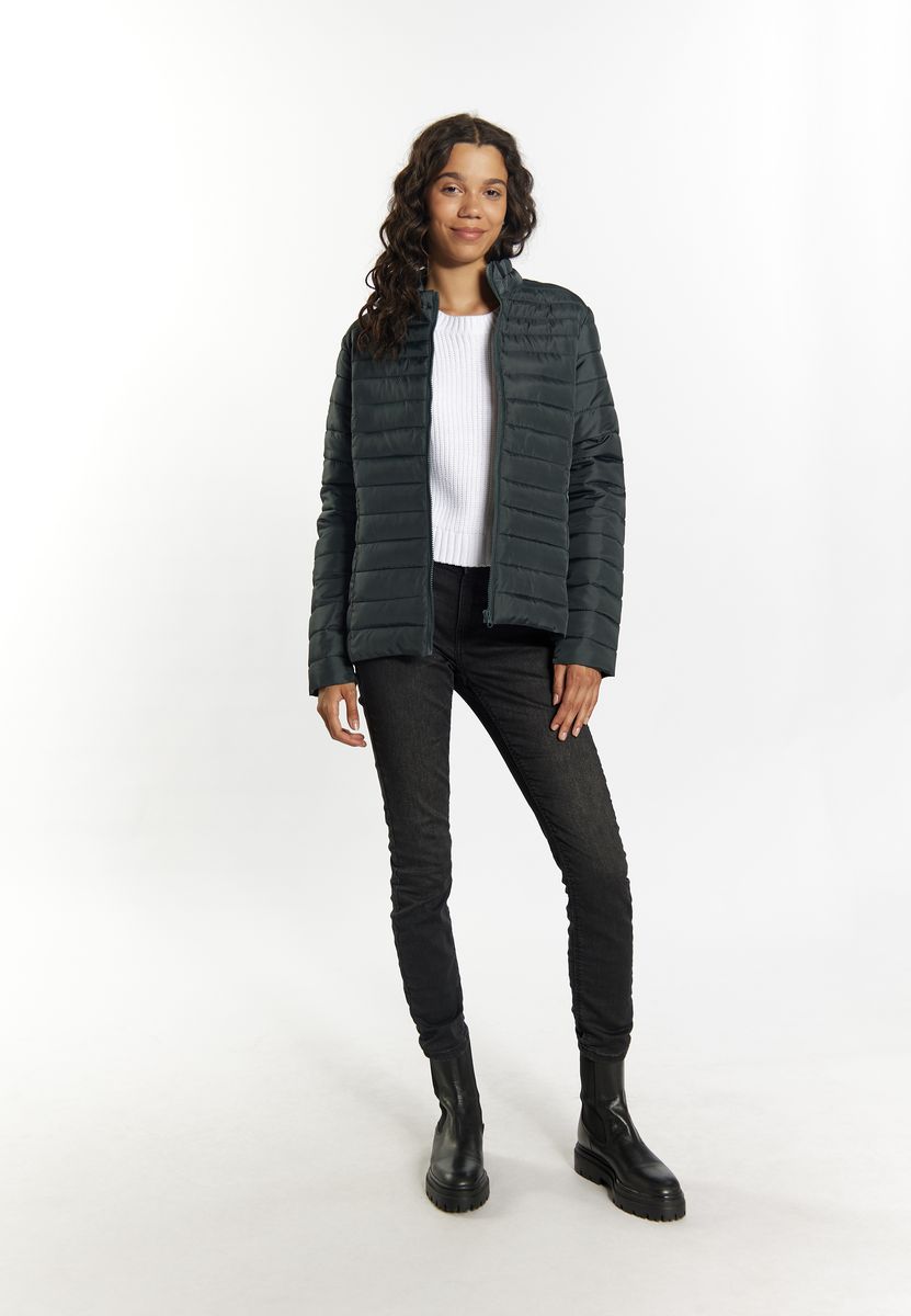 Leichte Steppjacke mit Stehkragen